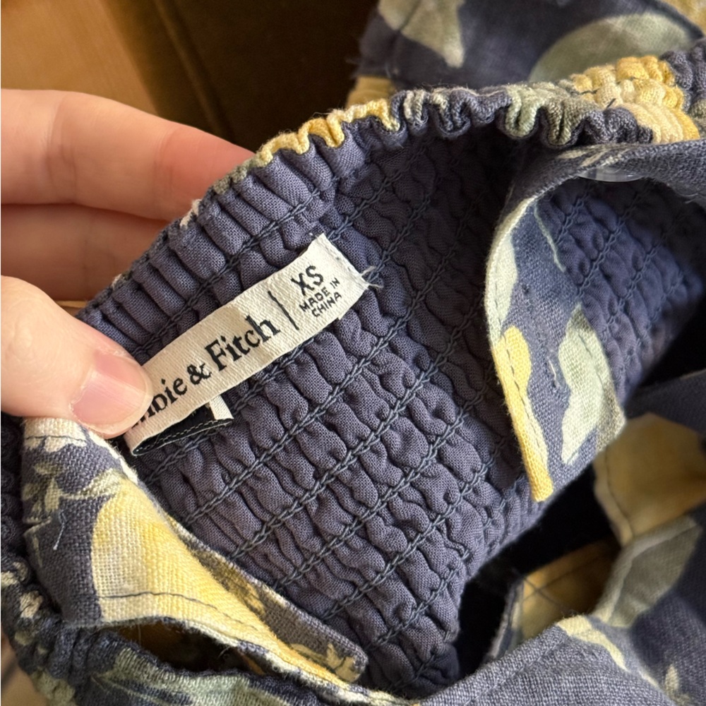 Abercrombie & Fitch summer bundle size XS - Picture 10 of 12